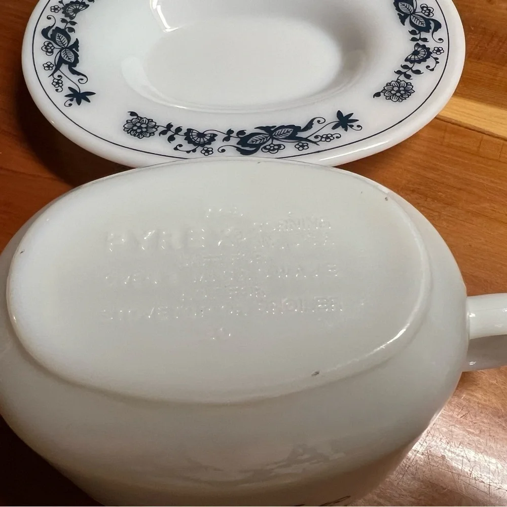 Vintage Old Town Blue Gravy Boat with Dish
